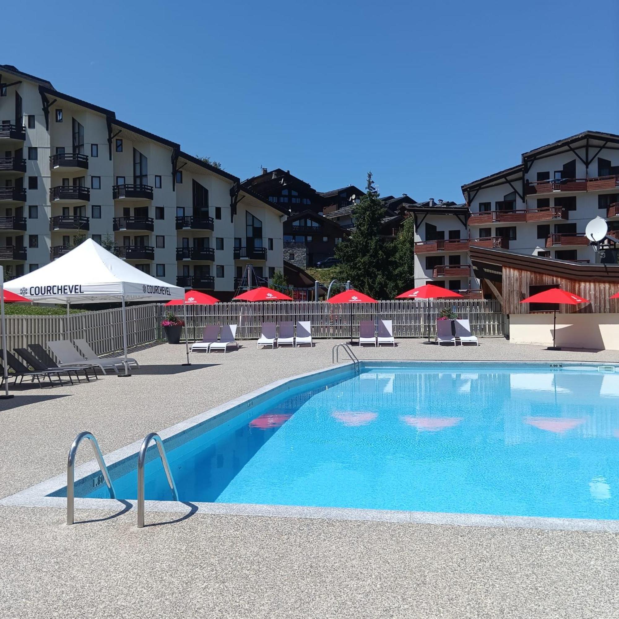 Ski-in Ski-out 1 Bed, La Tania * Courchevel