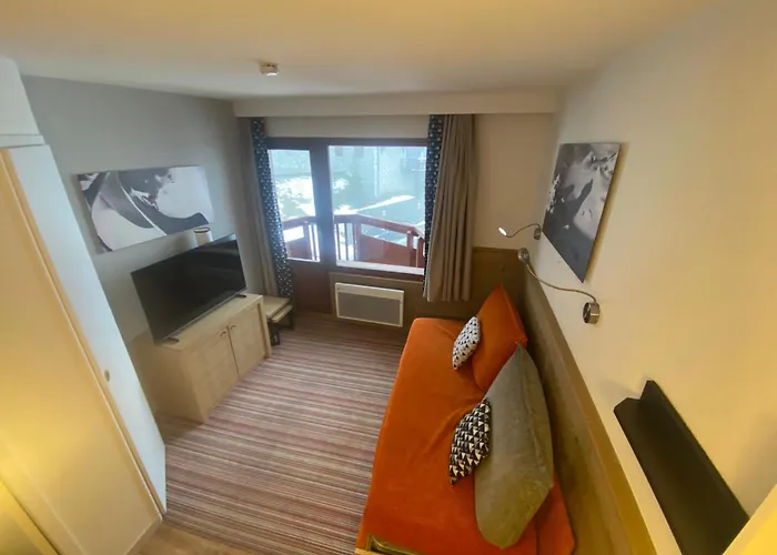 Ski-In Ski-Out 1 Bed, La Tania
