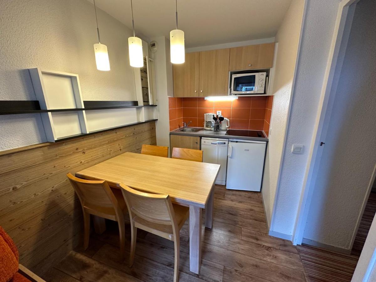 Ski-in Ski-out 1 Bed, La Tania Apartment Courchevel