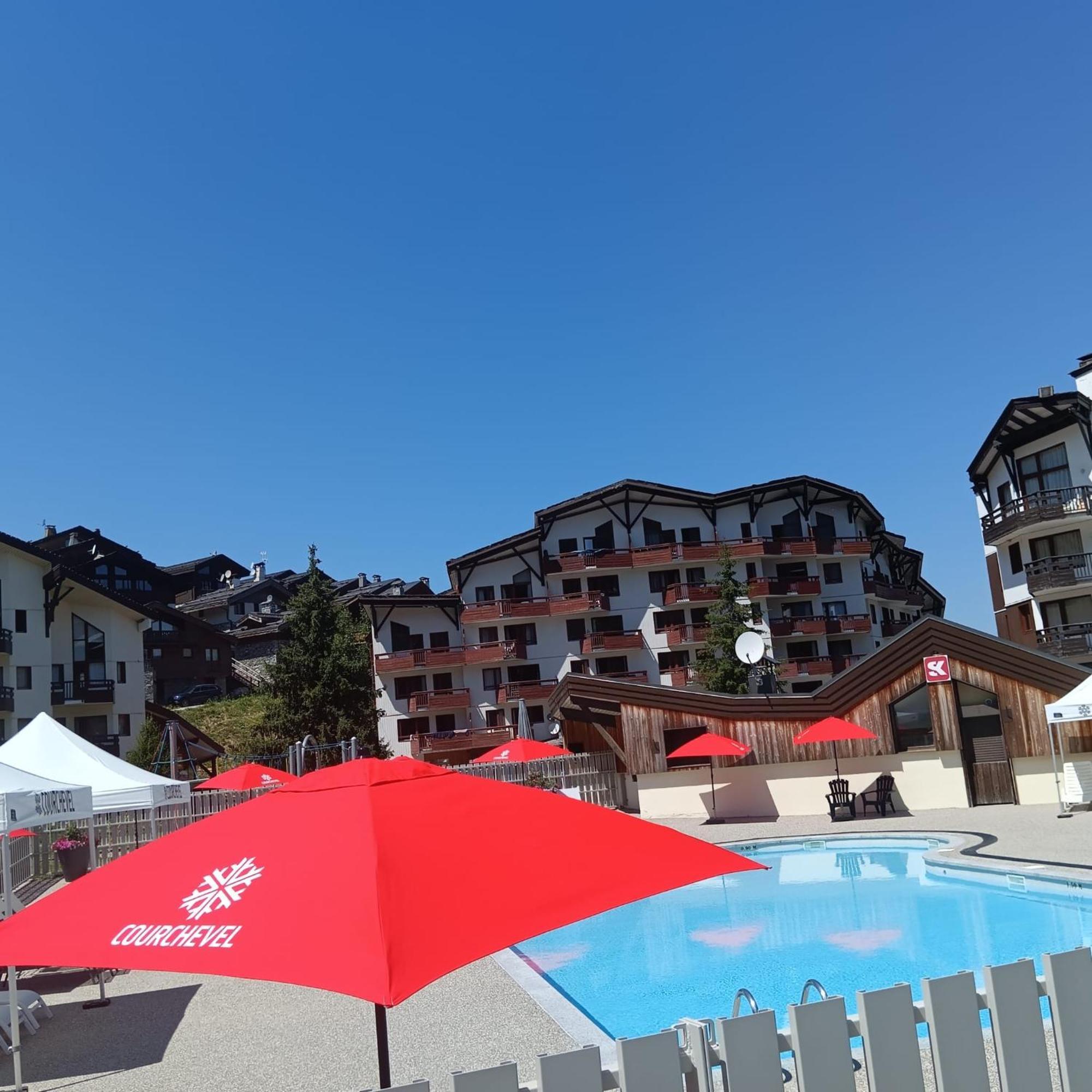 Ski-in Ski-out 1 Bed, La Tania Appartement *